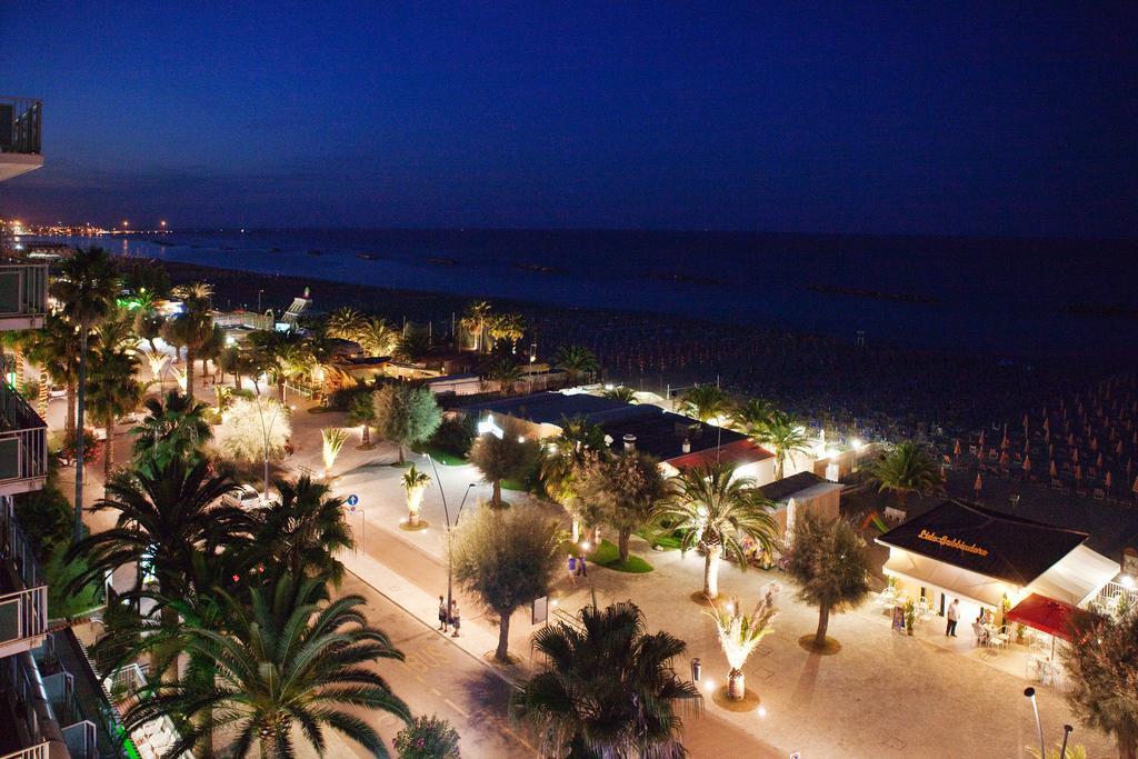 Hotel Continental San Benedetto del Tronto Room photo